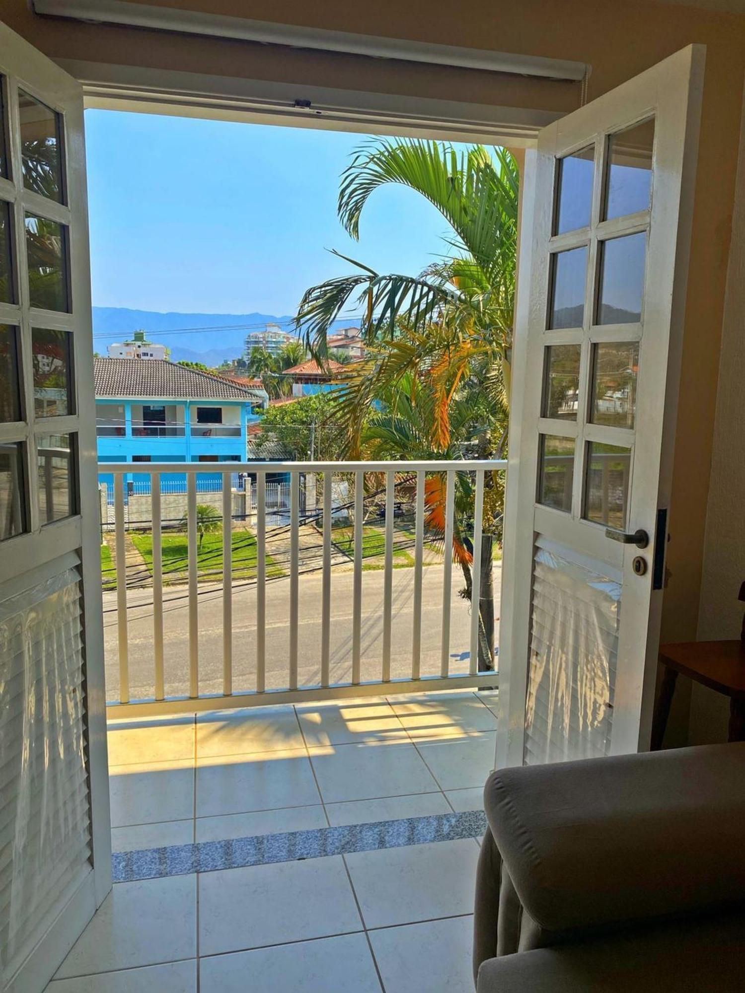 Apartamento Praia Grande Tenorio Pe Na Areia C/ Ar Ubatuba Exteriér fotografie